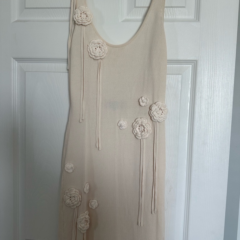 Wanderdoll Elegant Cream Floral Embellished Midi Dress